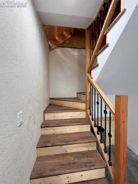 188 Keepsake Loop Westcliffe, CO 81252 - Photo 33 of 37 a view of entryway
