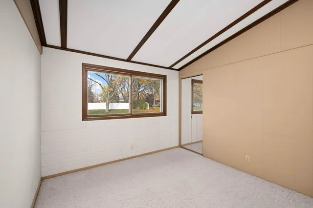 $350,000 | 1538 12th Avenue West, Shakopee, MN 55379