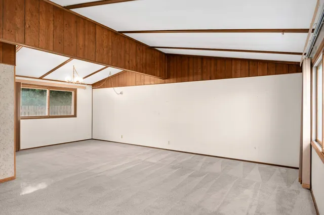 $350,000 | 1538 12th Avenue West, Shakopee, MN 55379