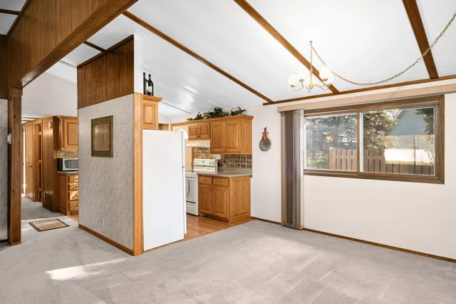 $350,000 | 1538 12th Avenue West, Shakopee, MN 55379