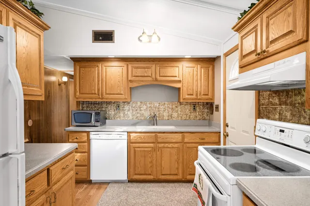 $350,000 | 1538 12th Avenue West, Shakopee, MN 55379