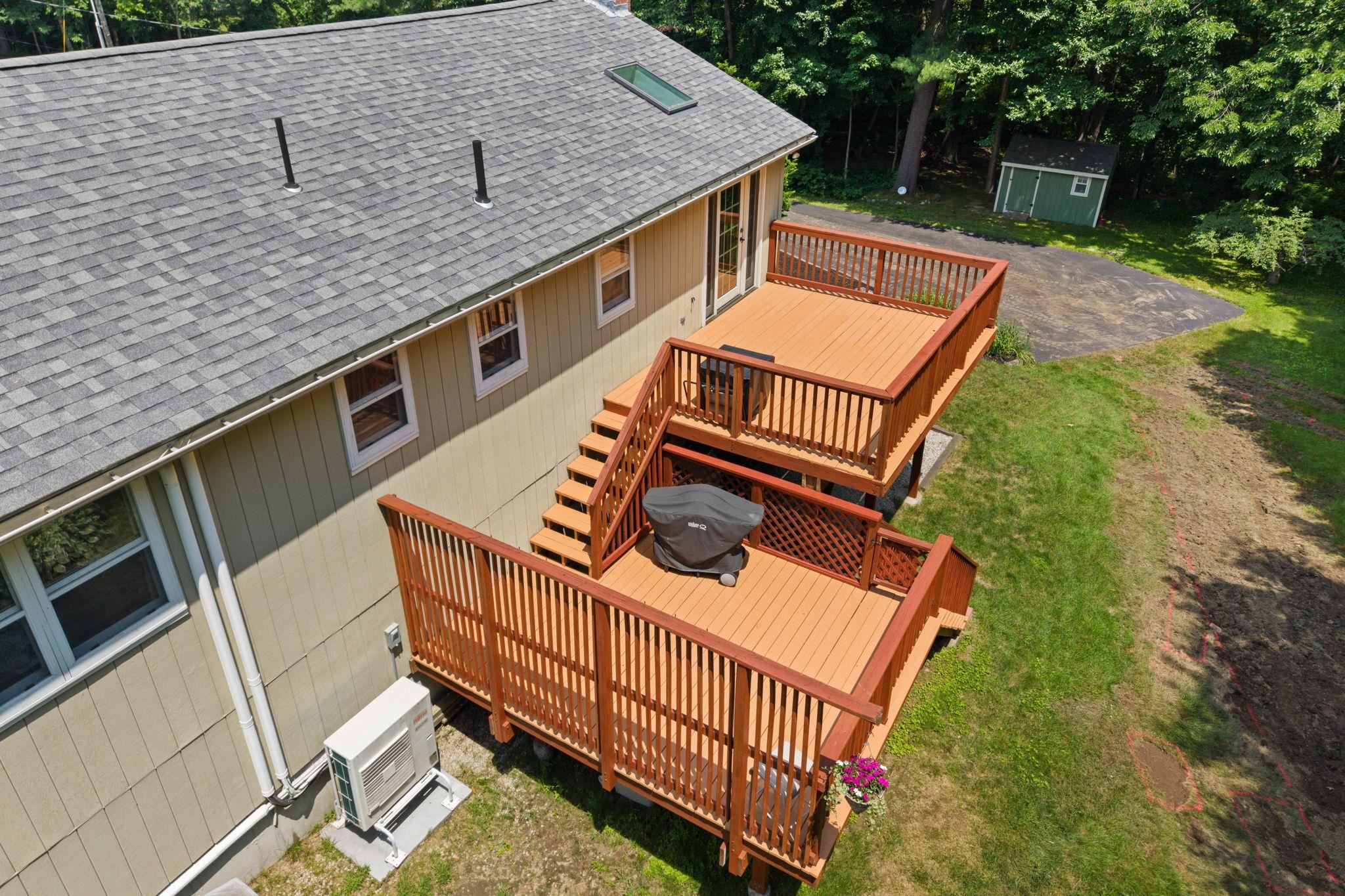77 Tsienneto Road Derry, NH 03038 - Photo 8 of 57