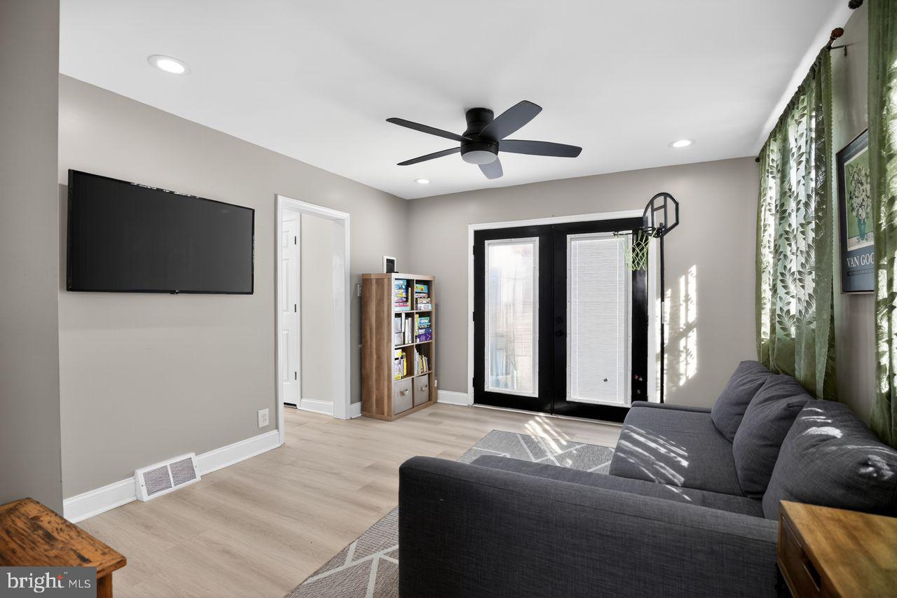 10 Elinor Avenue Stratford, NJ 08084 - Photo 17 of 32