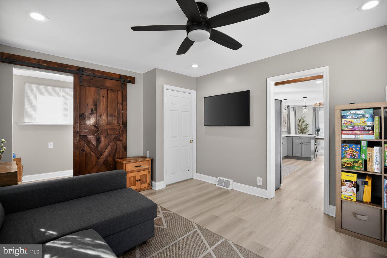 10 Elinor Avenue Stratford, NJ 08084 - Photo 18 of 32