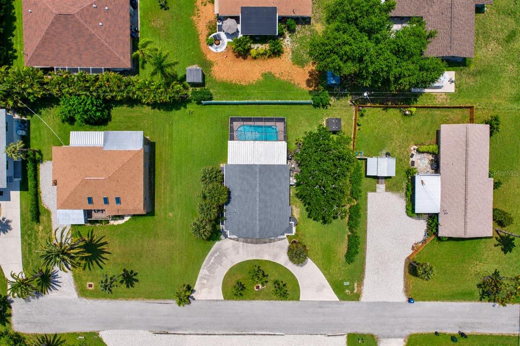 1194 Linden Road Venice, FL 34293 - Photo 2 of 45