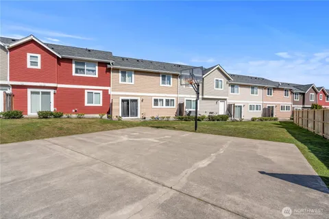 $385,000 | 1012 109th St Court East, Unit 71, Tacoma, WA 98445