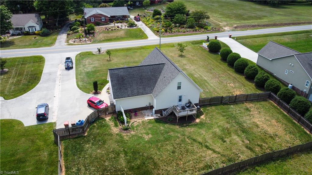 781 Hebron Church Road Winston-Salem, NC 27107 - Photo 11 of 27
