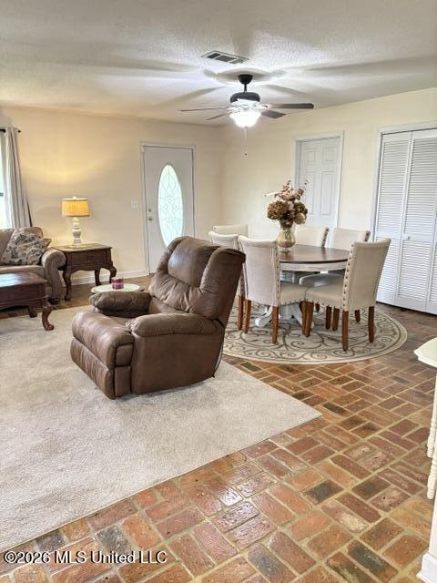5901 Slater Circle Moss Point, MS 39562 - Photo 35 of 68 IMG_2192