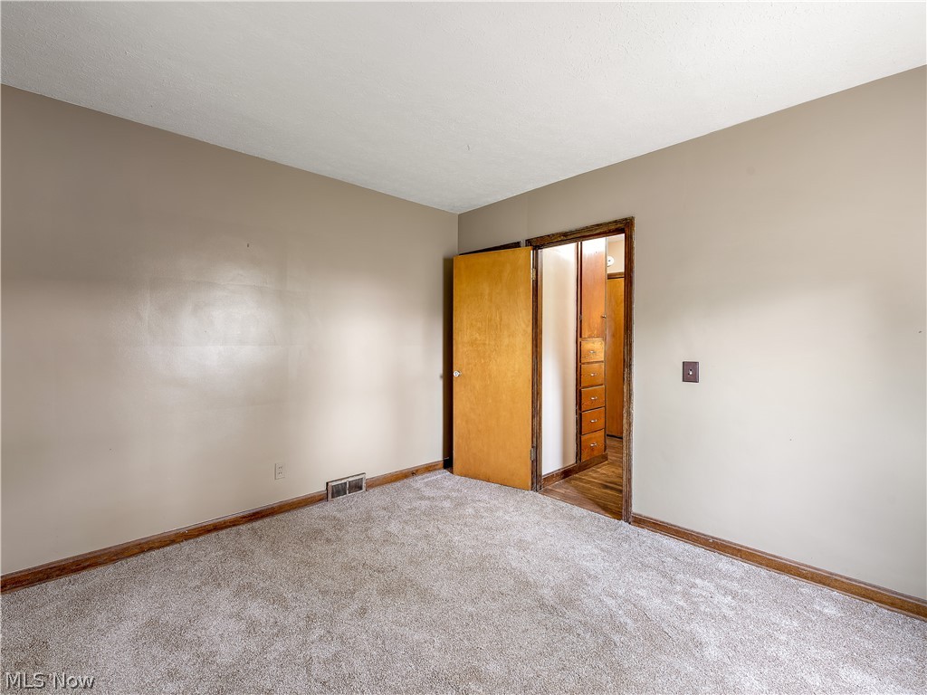 4474 Navarre Road Southwest Canton, OH 44706 - Photo 13 of 31 Gallery Image 13