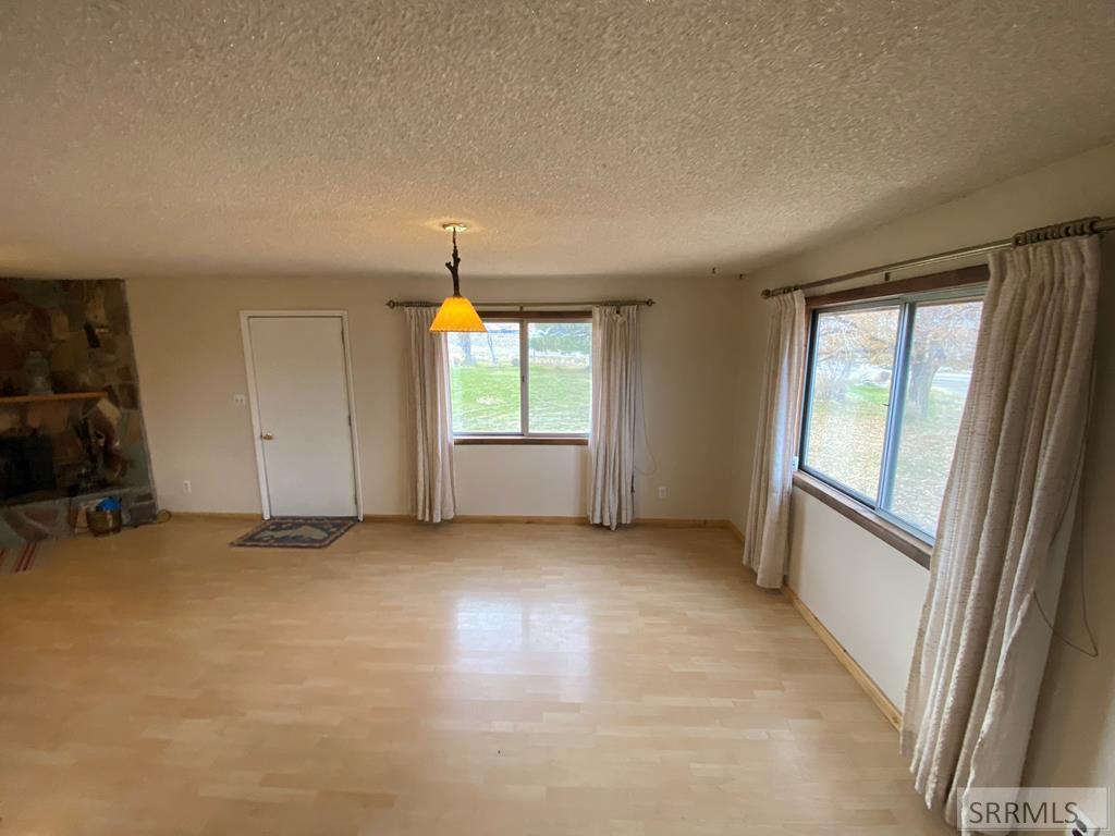 24707 Highway 93 Challis, ID 83226 - Photo 4 of 75