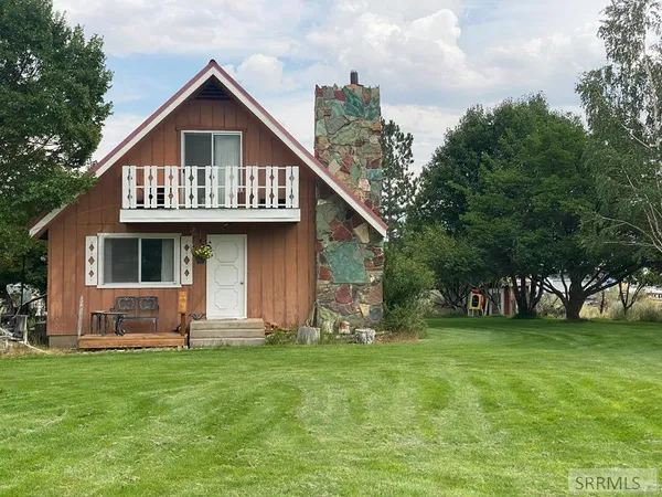 $596,000 | 24707 Highway 93, Challis, ID 83226