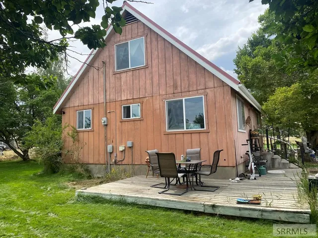 $596,000 | 24707 Highway 93, Challis, ID 83226