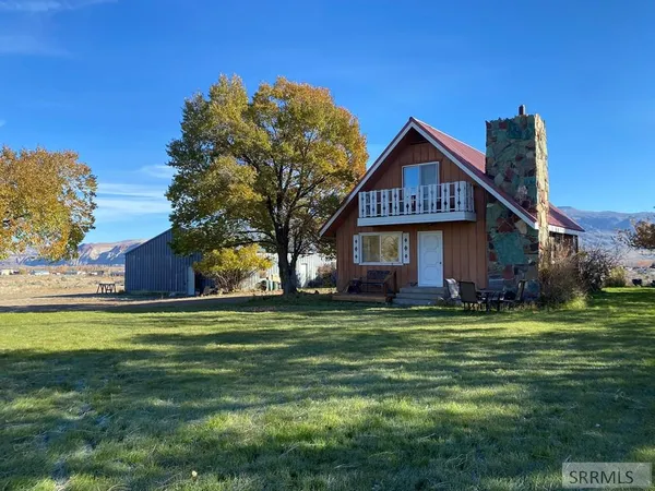 $596,000 | 24707 Highway 93, Challis, ID 83226