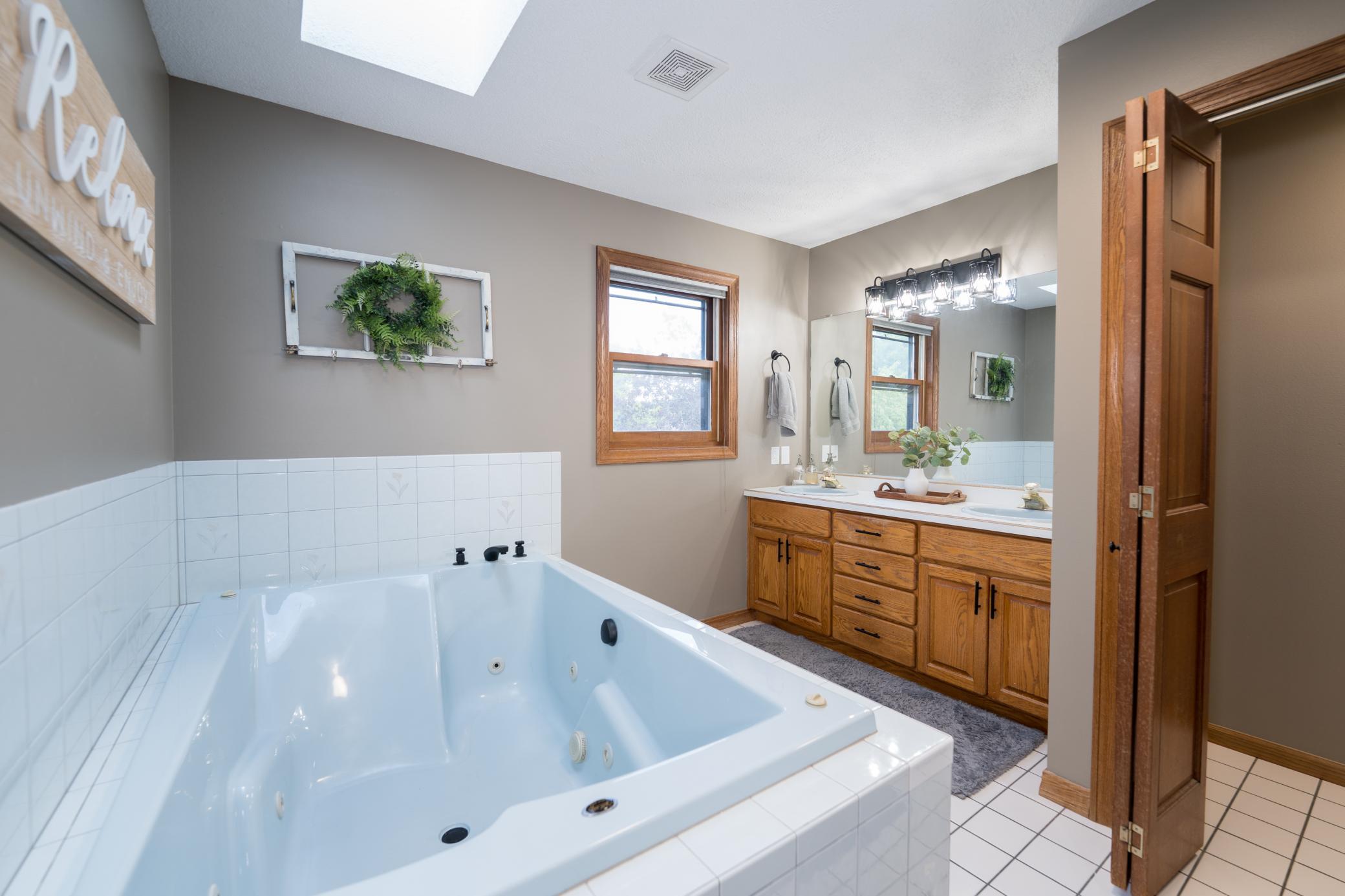 1501 Grover Road Eau Claire, WI 54701 - Photo 24 of 59