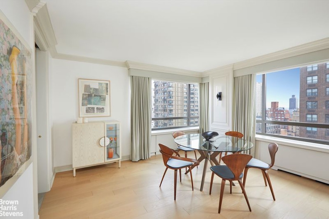 190 East 72nd Street, Unit 21B Manhattan, NY 10021 - Photo 2 of 22