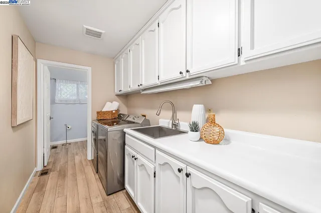 $1,495,000 | 297 Del Valle Court, Pleasanton, CA 94566