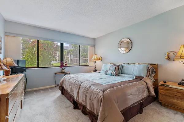 $2,400 | 1605 South Us Highway, Unit D106, Jupiter, FL 33477