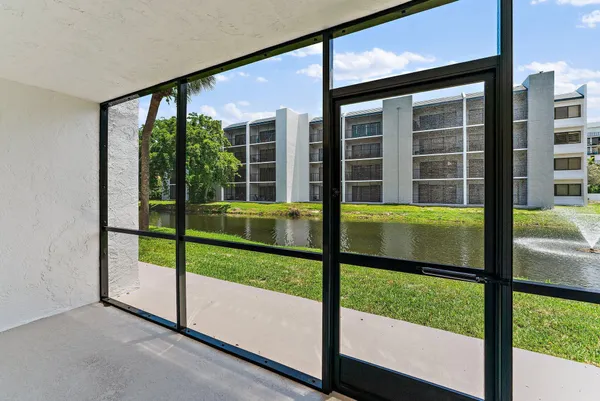 $2,400 | 1605 South Us Highway, Unit D106, Jupiter, FL 33477