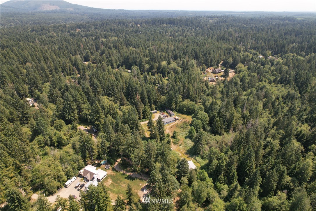605 Raptor Lane Northwest Seabeck, WA 98380 - Photo 13 of 25 Gallery Image 13