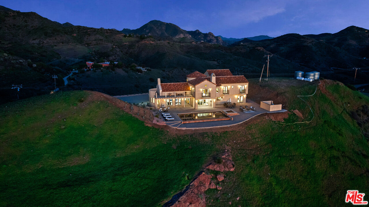 8567-rd Mipolomol Road Malibu, CA 90265 - Photo 25 of 34