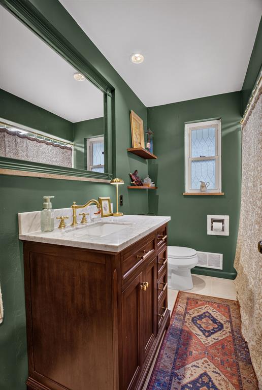 1304 Cochran Road Pittsburgh, PA 15243 - Photo 19 of 36 Gallery Image 19