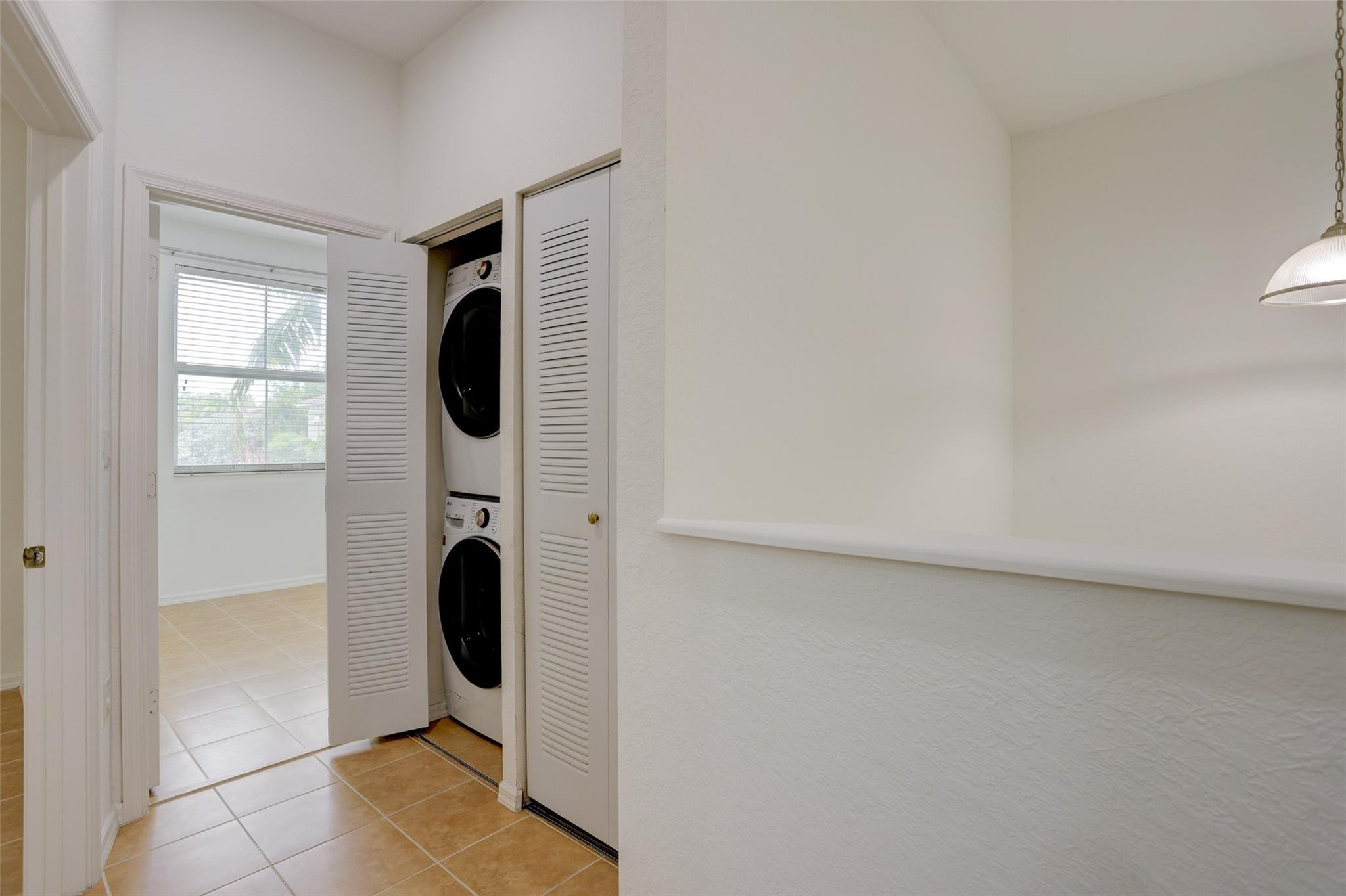 2851 Prospect Road, Unit 305 Tamarac, FL 33309 - Photo 22 of 32 Photo 22
