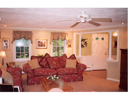 11 Brewster Road Norfolk, MA 02056 - Photo 2 of 11 Gallery Image 2