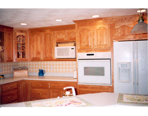 11 Brewster Road Norfolk, MA 02056 - Photo 5 of 11 Gallery Image 5