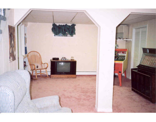 11 Brewster Road Norfolk, MA 02056 - Photo 8 of 11 Gallery Image 8