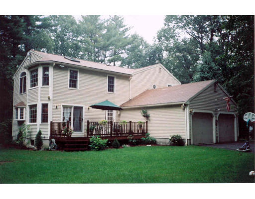 11 Brewster Road Norfolk, MA 02056 - Photo 10 of 11 Gallery Image 10