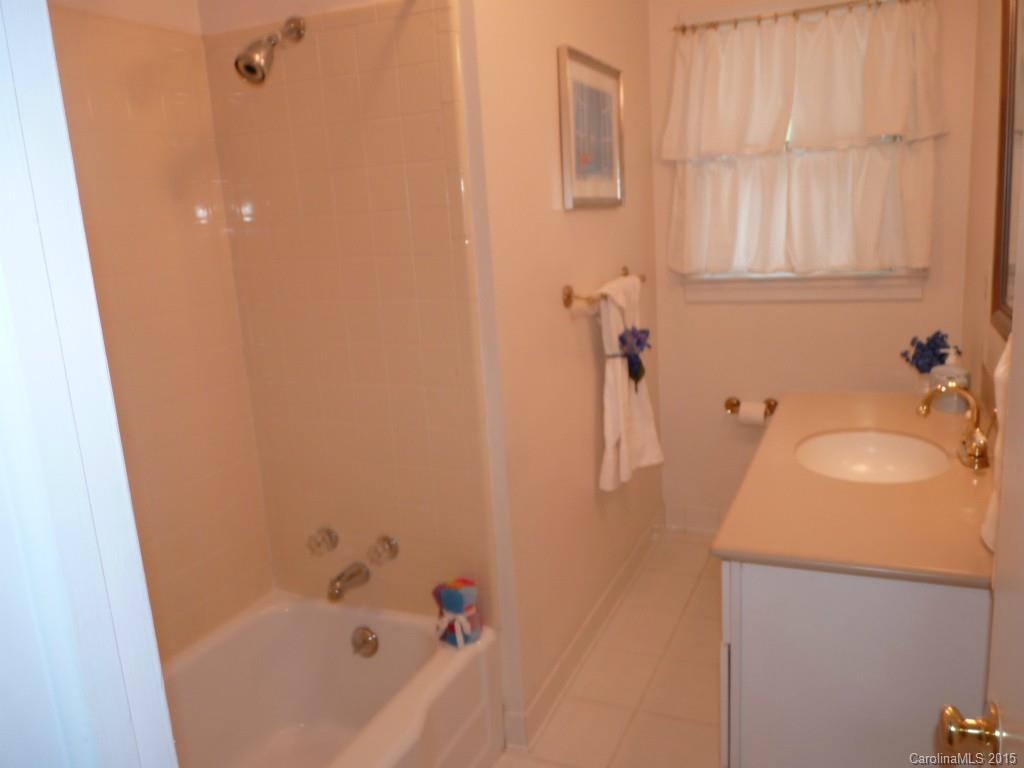 553 Concord Road, Unit 2 Davidson, NC 28036 - Photo 21 of 24 Gallery Image 21