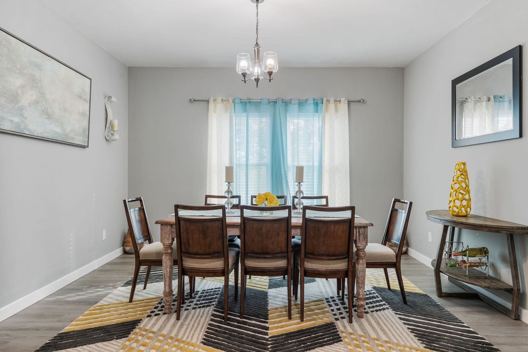 286 Emily Lane Bell Buckle, TN 37020 - Photo 23 of 38 a view of a dining room with furniture and chandelier