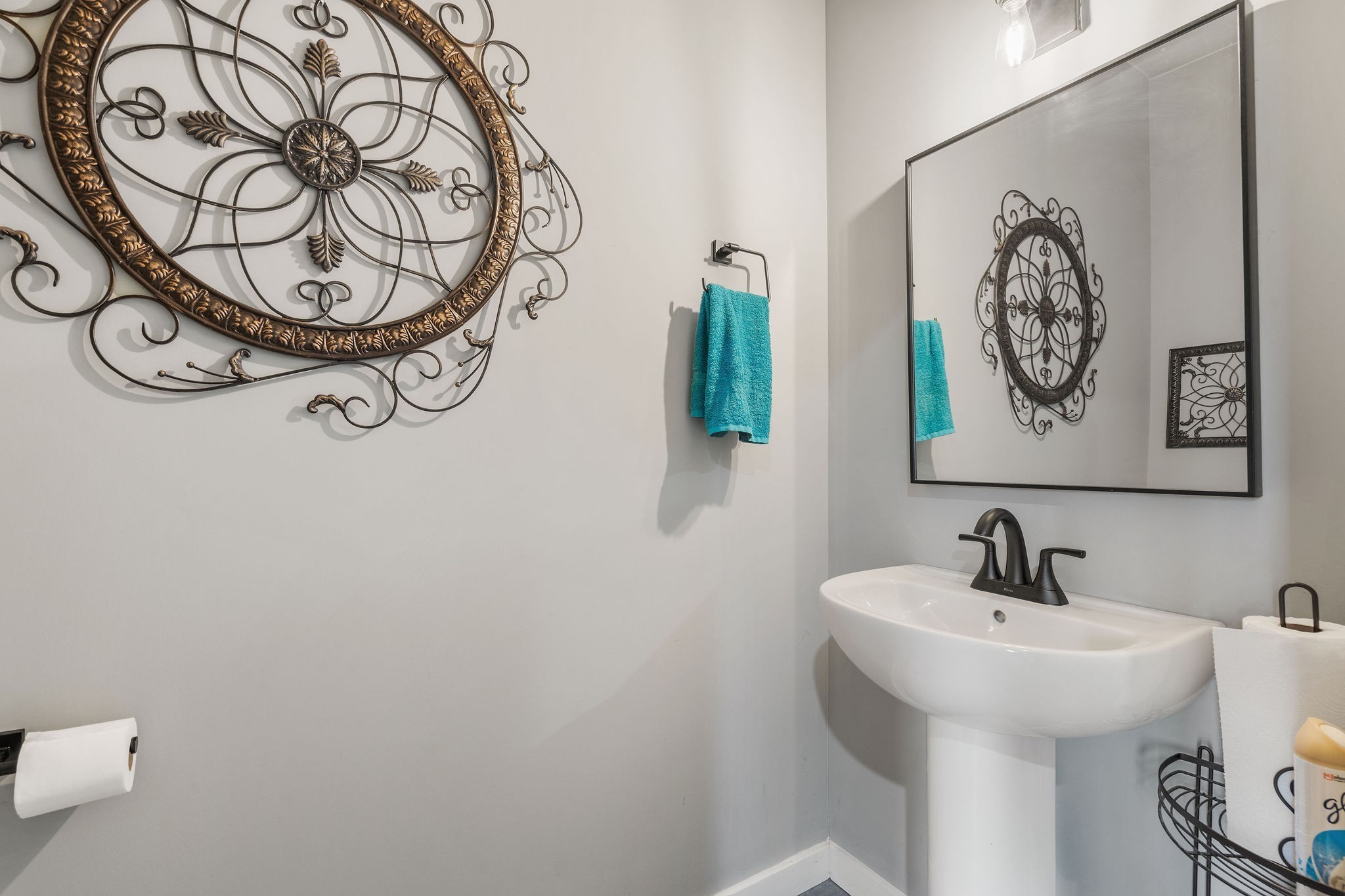 286 Emily Lane Bell Buckle, TN 37020 - Photo 34 of 38 a bathroom with a mirror and a sink