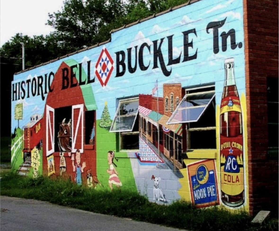 286 Emily Lane Bell Buckle, TN 37020 - Photo 37 of 38 a view of multi story residential apartment building
