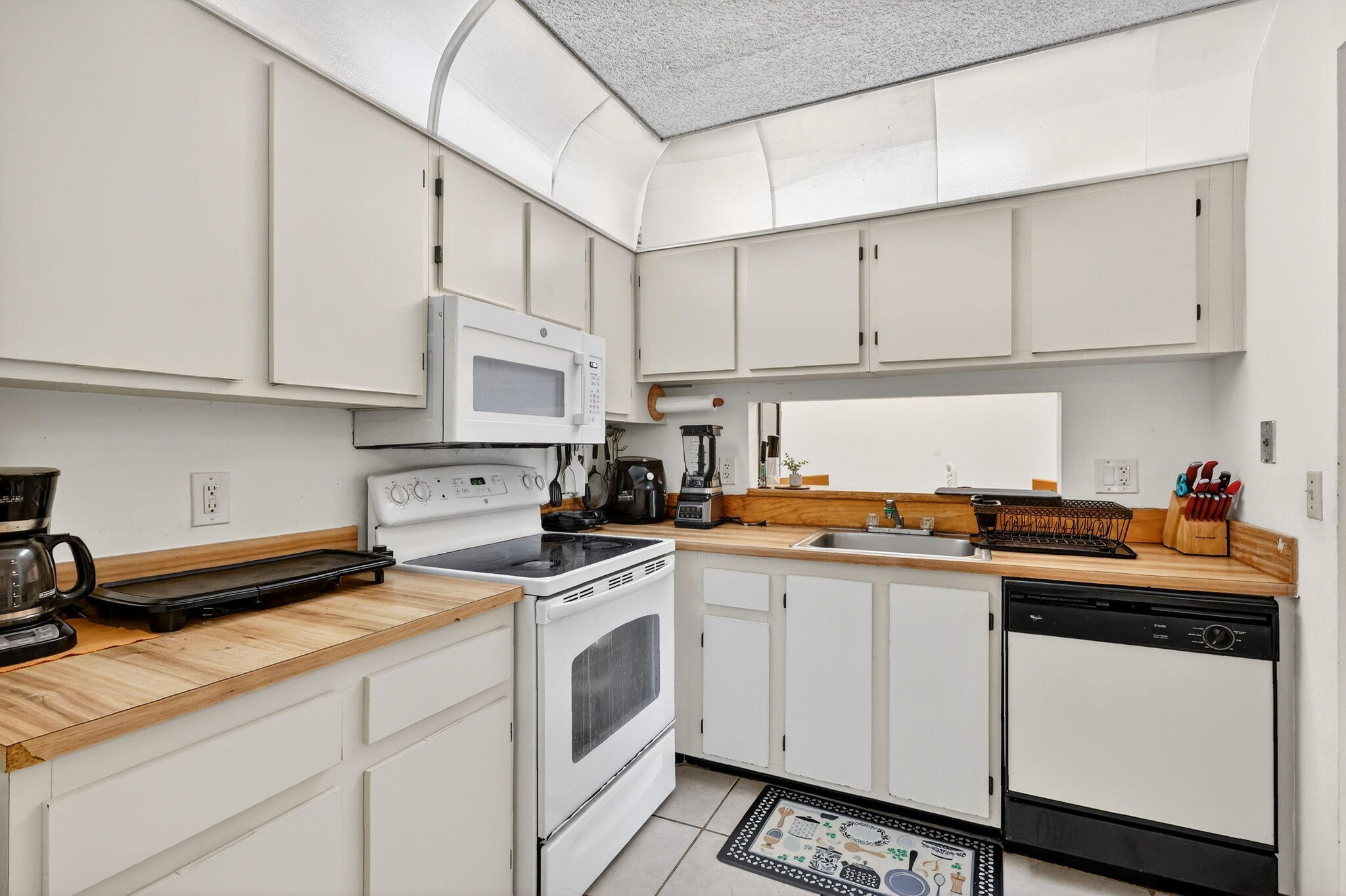 6536 Chasewood Drive, Unit A Jupiter, FL 33458 - Photo 29 of 42 29-web-or-mls-5P1A4539