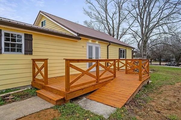 a view of outdoor space