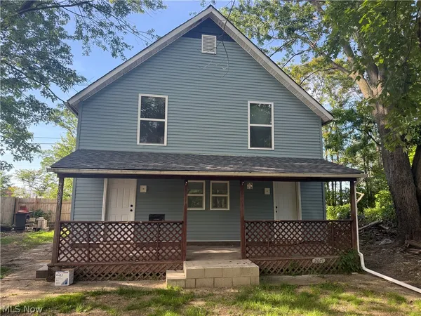 $170,000 | 2069 East 29th Street, Lorain, OH 44055