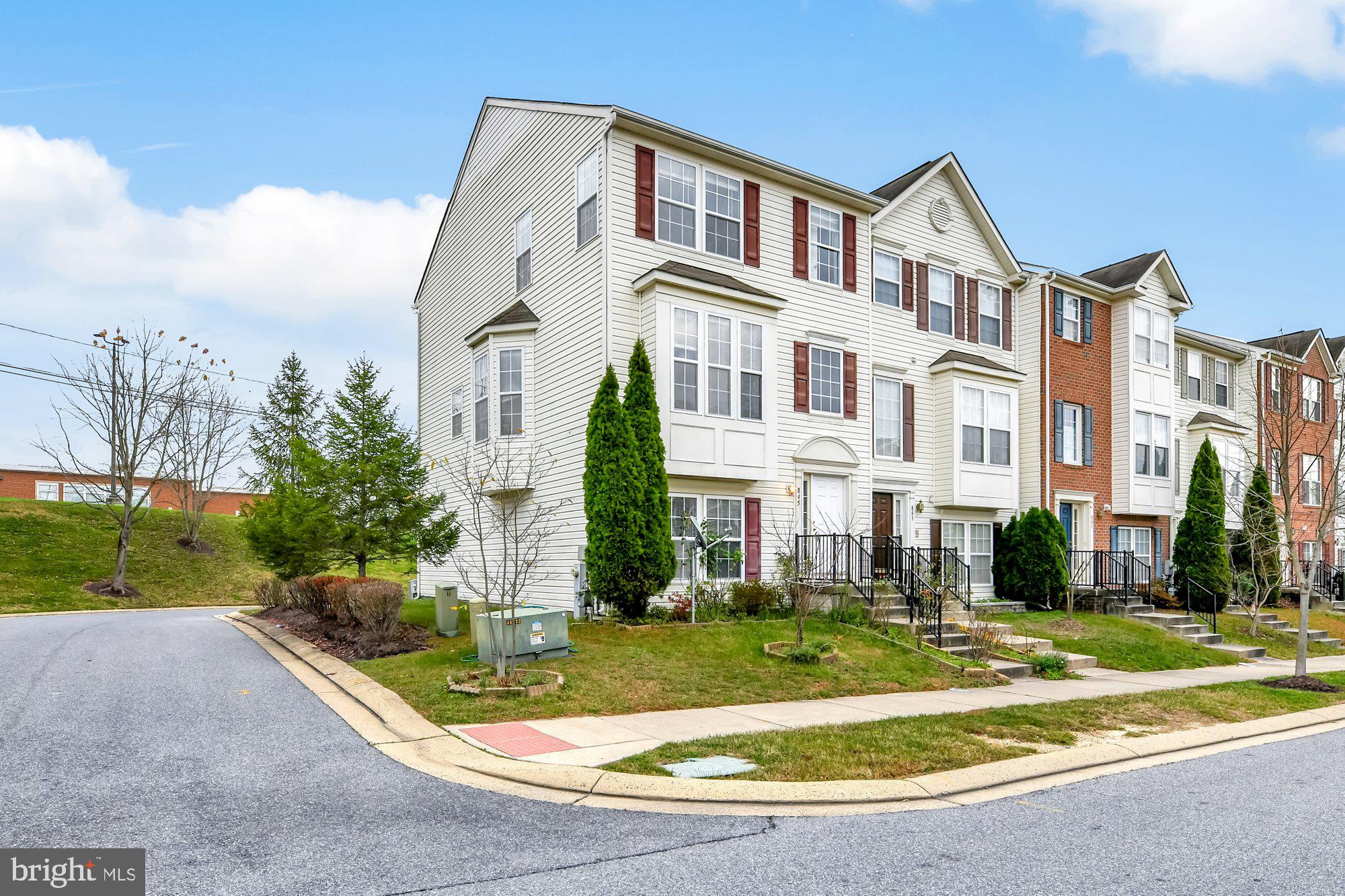 845 Lowe Road Baltimore, MD 21220 - Photo 2 of 28