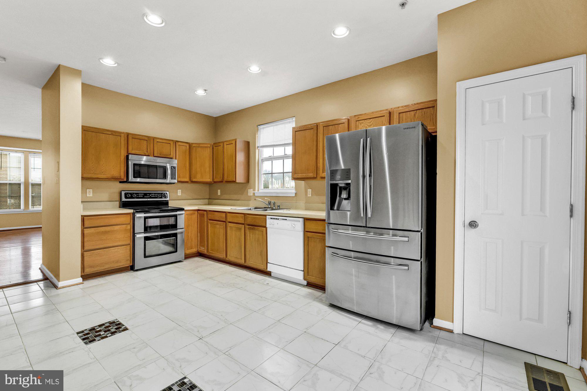 845 Lowe Road Baltimore, MD 21220 - Photo 14 of 28
