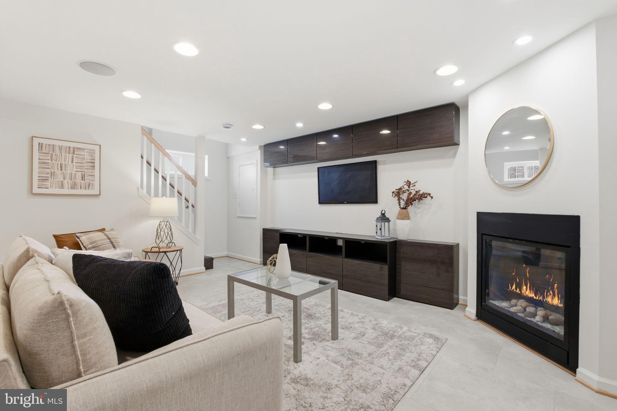 11527 Grandview Avenue Silver Spring, MD 20902 - Photo 25 of 36