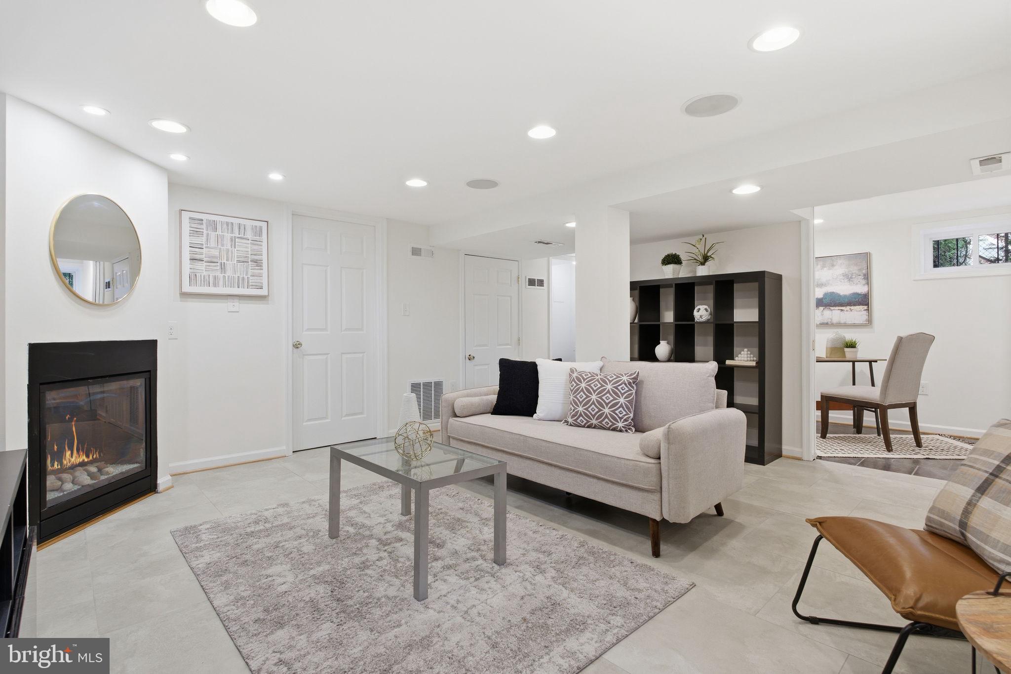 11527 Grandview Avenue Silver Spring, MD 20902 - Photo 27 of 36