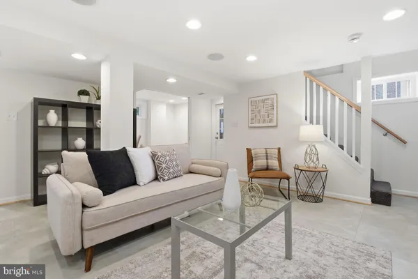 $549,900 | 11527 Grandview Avenue, Silver Spring, MD 20902