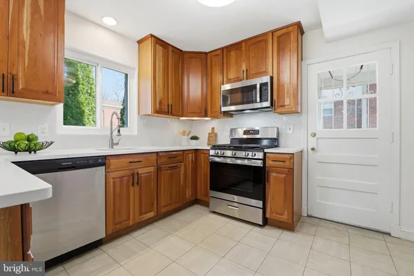 $549,900 | 11527 Grandview Avenue, Silver Spring, MD 20902