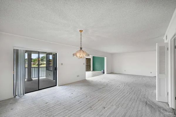 $300,000 | 333 South 61st Avenue, Unit 6, Pensacola, FL 32506
