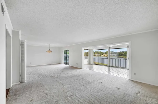 $300,000 | 333 South 61st Avenue, Unit 6, Pensacola, FL 32506