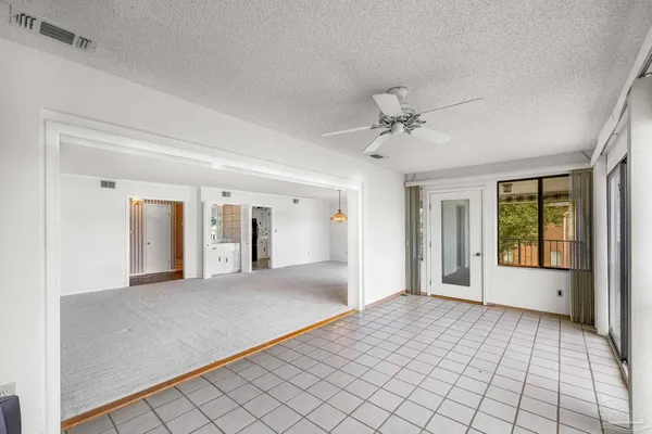 $300,000 | 333 South 61st Avenue, Unit 6, Pensacola, FL 32506
