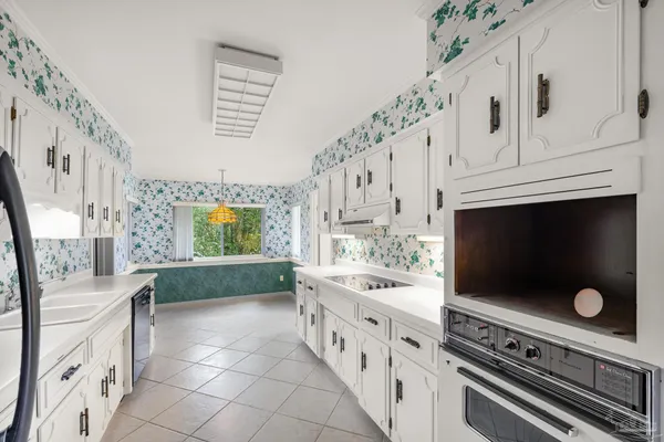 $300,000 | 333 South 61st Avenue, Unit 6, Pensacola, FL 32506