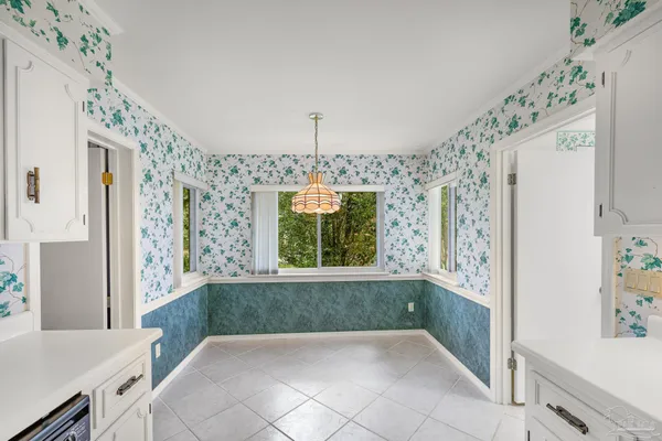 $300,000 | 333 South 61st Avenue, Unit 6, Pensacola, FL 32506