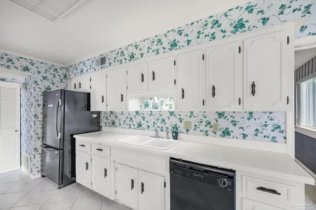 a view of an entryway of house