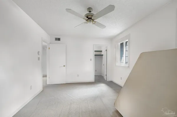 $300,000 | 333 South 61st Avenue, Unit 6, Pensacola, FL 32506